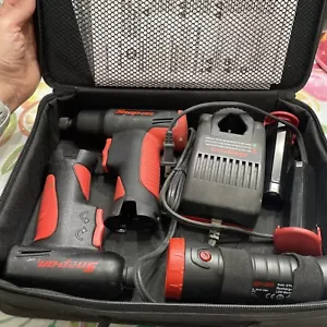 SnapOn CTS561 10 &6.35 Drill/Driver CTB5172(2) CTC572 Charger CTLED566 LIGHT SET - Foto 1 di 24