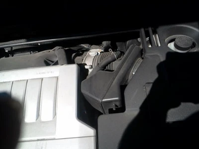 Purificador de aire motor 3,5 L 2GRFE 6 cilindros compatible con 09-16 VENZA 104935910 Foto 1 de 4