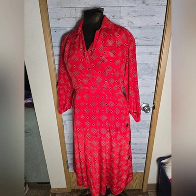 Vintage Leslie Fay Petites Red Geometric Print Pleated Quarter Sleeve Midi Dress - Image 1 of 4