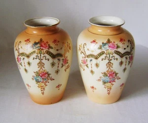 Par fino de jarrones Fieldings Crown Devon: patrón Perth C.1918: 20 cm de alto - Imagen 1 de 1