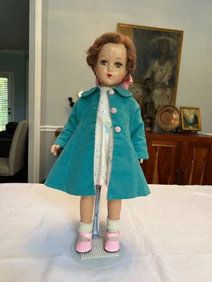 Muñeca Nannette Sweet Arranbee Composition, 21 pulgadas Precioso traje, años 40 Foto 1 de 4