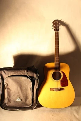 Guitarra acústica Fender DG-7 con estuche acabado natural - Usada Foto 1 de 4