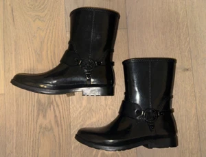 Michael Kors Damen Gummistiefel Fulton Harness Rainbootie, schwarz, Größe 38,5 - Bild 1 von 7
