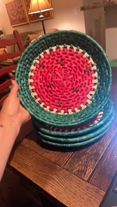 4er Set Raffia Handgewebte Wassermelone 11,5" Runde Platte Korb - Bild 1 von 4