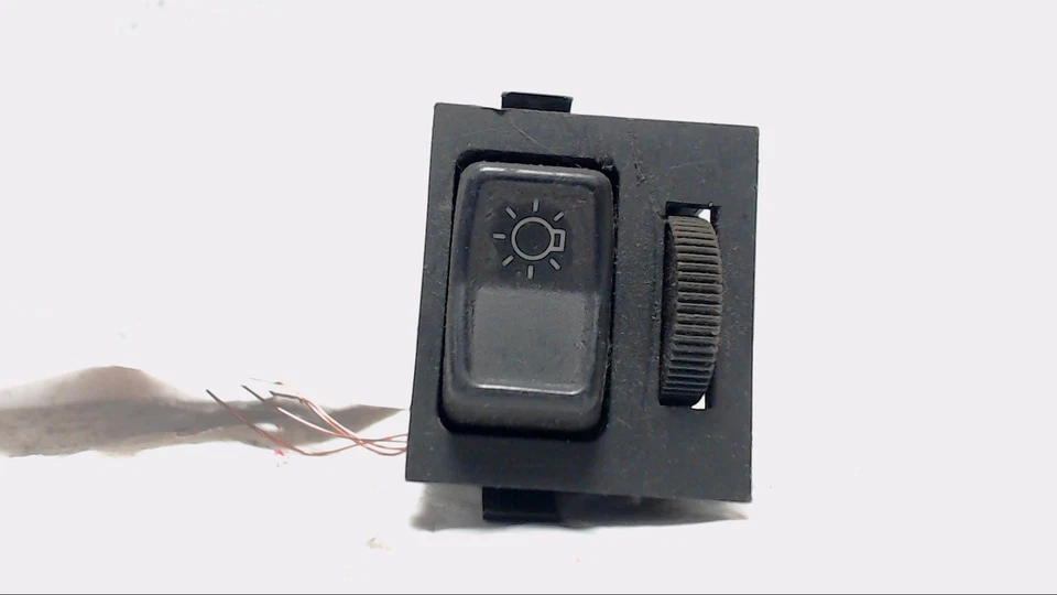 VW Passat 32 B, 32 B - 299 Lichtschalter Schalter Licht Dimmer 321941531K - Bild 1 von 3