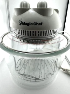 Magic Chef convection oven  Model (mcsgc07w) 750 Watt 7 Liters - Picture 1 of 5