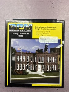 Ho Scale DPM County Courthouse Bausatz - Bild 1 von 4