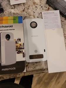 Polaroid Insta-Share Printer moto mod by motorola PG38C02062 No Paper - Picture 1 of 5