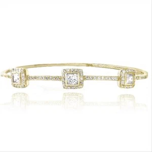 Ton Doré Zircone Trois Carré Bracelet - Foto 1 di 3