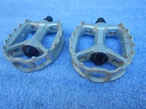 KKT Vintage BMX Mountain Bike RMX Beartrap Pedals Platform Old School CLEAN - Picture 1 of 4