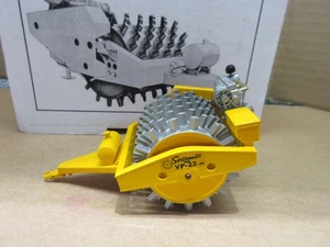 ATM No68 Bros VP22 Sheepsfoot vibrating Towed Roller diecast collectors model - Picture 1 of 9