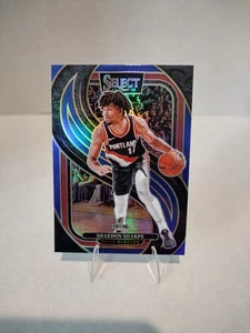 Blazers Panini Select Shaedon Sharpe #152 Premier Level Blue Prizm Trail 2024-25 - Imagen 1 de 3
