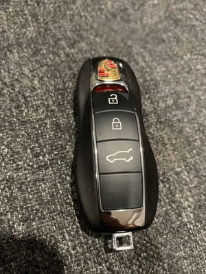 Porsche Key Fob OEM - Image 1 of 3