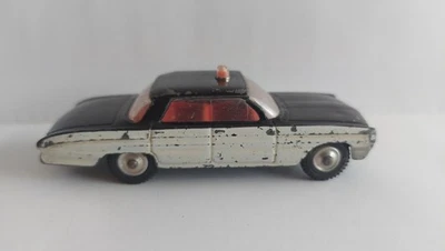 CORGI 1/43 Oldsmobile Super 88 Sheriff-Auto 1962 in weiß/schwarz - Bild 1 von 4