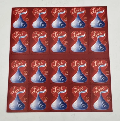 39 Cent Love Kisses Sheet of 20 Scott #4122a Mint NH 2007 - Image 1 of 4