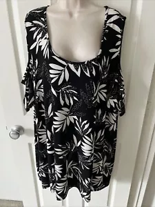 Avenue Woman’s Plus 30-32 Black White Short Sleeve Cold Shoulder Tunic Dress NWT - Picture 1 of 10
