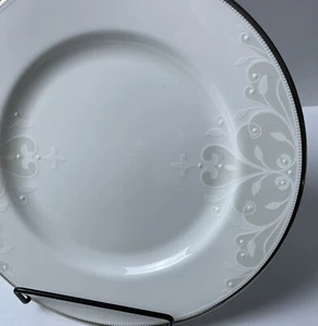 Lenox Opal Innocence Scroll Lot Of 4 Plates 2-6” 2-8” Dessert Salad Bread USA - Picture 1 of 9
