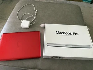 MacBook Pro 13.3 inch, 250 MB, Case, Charger, OG box Bundle - Picture 1 of 12