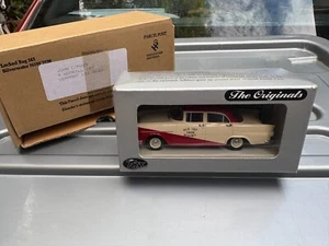 TRAX TR20G HOLDEN FB SEDAN RED TOP 1960 Aussie Taxi series 1:43 - Picture 1 of 7