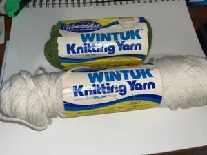 Vintage WonderArt Yarn WINTUCK KNITTING - 100% DuPont Orlon Acrylic - Picture 1 of 9