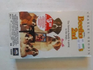 NEW - Beethoven's 2nd (VHS 1993) Slip Sleeve Charles Grodin - SEALED - Picture 1 of 5