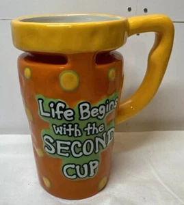 Taza de café Burton "La vida comienza con la segunda taza" color naranja - Imagen 1 de 8
