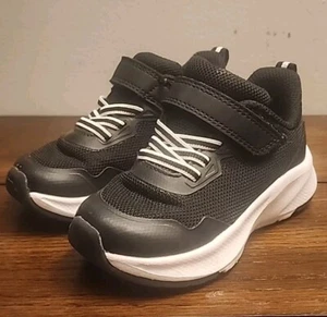 Zapatillas deportivas Athletic Works para niños pequeños y pequeños de malla talla 7 - Imagen 1 de 11