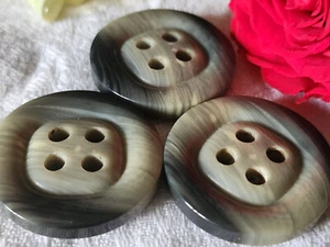 Trio gros boutons vintage gris effet corne épais veste trou 3,4 cm ref 819 - Picture 1 of 3