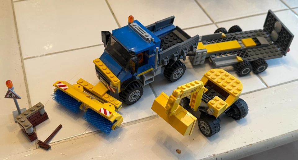 LEGO CITY: Sweeper & Excavator (60152) RETIRED-Used, but NICE! - Image 1 of 4