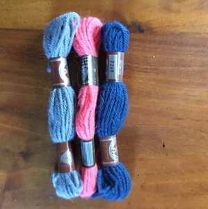 Lot 3 VTG DMC Tapestry Yarn 100% Virgin Wool Various Colors Pink Gray Black - Picture 1 of 2