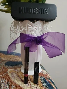 NUDESTIX Intense Matte Set Lip & Cheek Pencil Shade "Kiss" Full Size NIB - Picture 1 of 12