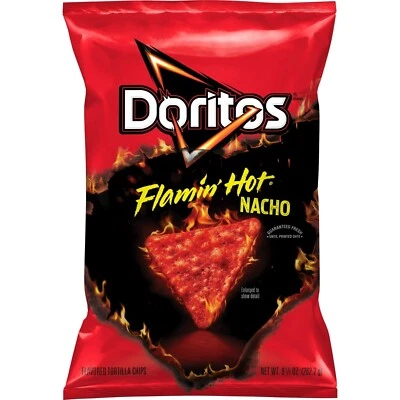 Tortilla chips Doritos Flamin Hot Nacho sabor 9,25 oz (1 bolsa) Foto 1 de 4