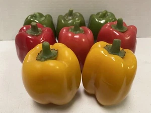 plastic vegetables bell pepper lot rubber - Picture 1 of 8