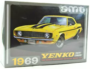 AMT 1969 Chevy Yenko Camaro 1:25 Scale Plastic Model Car Kit 1093 - Picture 1 of 4