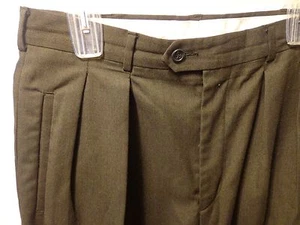 Chaps By Ralph Lauren Trouser Pant Pleated Front Sz 33/31 Green Polyester Blend - Picture 1 of 1