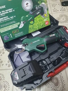 Set con Batteria Parkside Forbice Tagliarami Per potatura Cesoia 20V - Foto 1 di 4