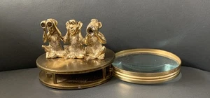 BRASS MONKEY "SEE NO EVIL" DESK PAPERWEIGHT MAGNIFYING GLASS LOOP - VINTAGE - Picture 1 of 5
