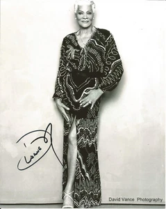 DIONNE WARWICK ( USA ) - Originalautogramm - Bild 1 von 1