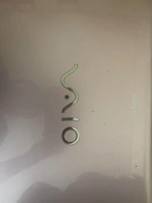 SONY VAIO VGN-CR60B/P Intel Celeron 530 HDD Junk - Image 1 of 4