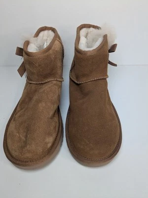 UGG Koolabura Victoria Mini Boots SZ 7 Chestnut Bows Brown Ankle #1114731 - Image 1 of 4