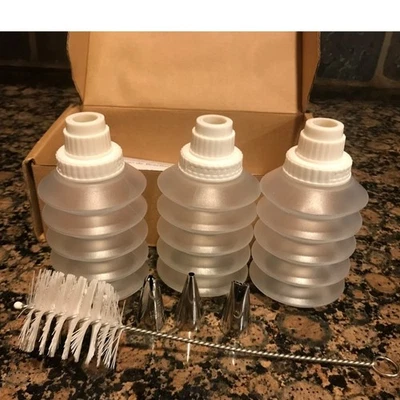 Pampered Chef Decorator Bottle Set #1585 - Image 1 of 4