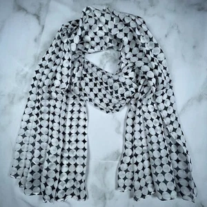 Eleganter leichter Schal mit weißen Punkten auf schwarzem - Bild 1 von 4