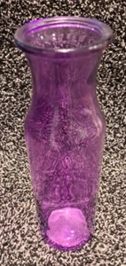 Lila Vase - Glasknospen Vase - schmale Blumenanzeige - 8 Zoll hoch, 2 Zoll Durchmesser - Bild 1 von 7