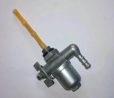 Petcock Fuel Valve Assembly For Kawasaki GPz305/550/750/1100 KZ750/1000 - Image 1 of 4