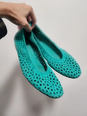 Arche Lilly green perforated ballet flats 39 8 - Image 1 of 4