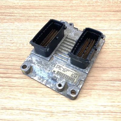 00 - 05 Saturn L300 3.0 Motor Computadora ECU ECM PCM 1279M03821 Foto 1 de 4