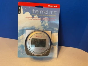 Honeywell Thermotime Atomic Clock RC182WS Black / Gray Thermometer Alarm Backlit - Picture 1 of 4