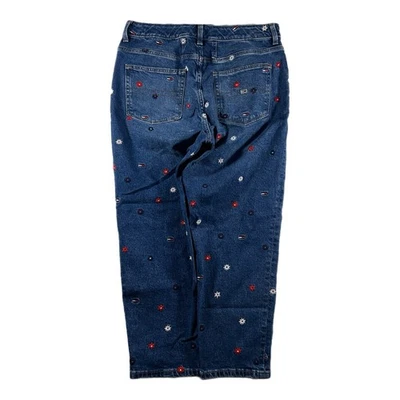 Pantalones de mezclilla Tommy Hilfiger para mujer con logotipo bordado y flores (talla 12) Foto 1 de 4