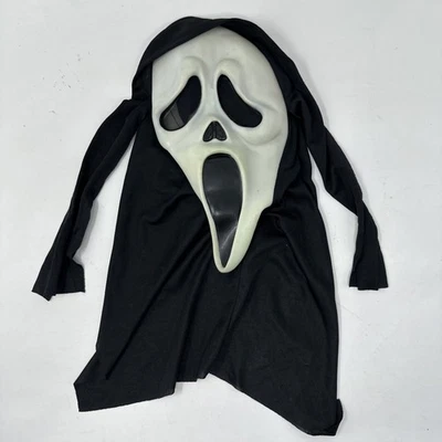 Scream Mask Fun World Easter Unlimited #S9206 Ghost Face Glows In the Dark - Image 1 of 4
