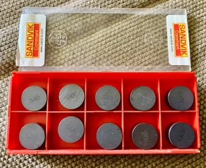 Sandvik RNG45A - RNGN 20700E 6065 Ceramic Inserts - QTY: 10 - Picture 1 of 2